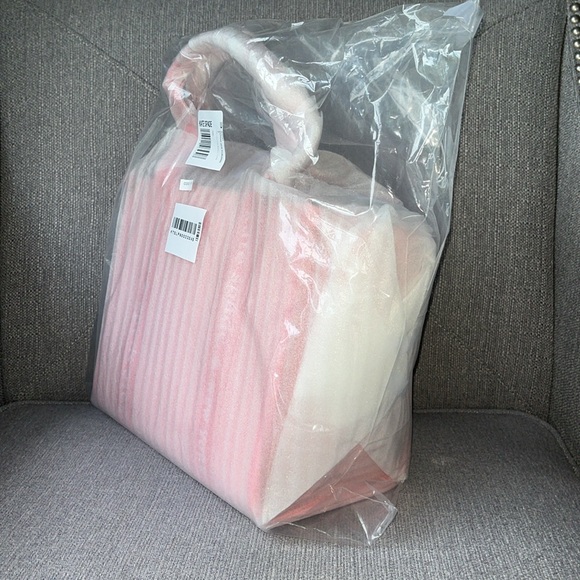 ♠️kate spade Kip Canvas Small Tote Crossbody, Blossom Pink Multi NWT - Picture 6 of 8